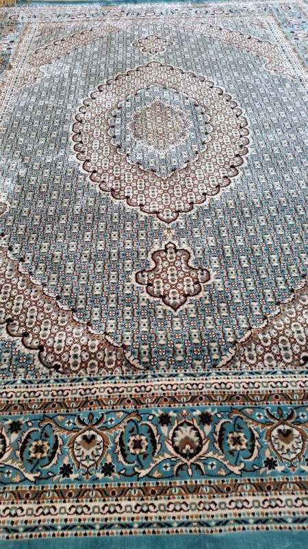 Kashan -Beautiful , Vibrant , Modern , Handmade Quality Turkish Rug