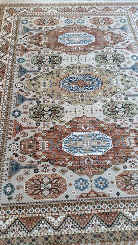 Vibrant , Affordable , Stylish Turkish Rug *REDUCED*
