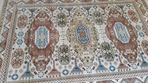 Vibrant , Affordable , Stylish Turkish Rug *REDUCED*