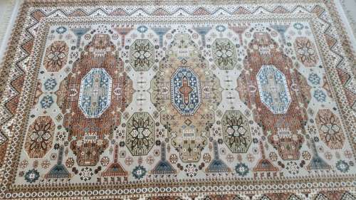 Vibrant , Affordable , Stylish Turkish Rug *REDUCED*