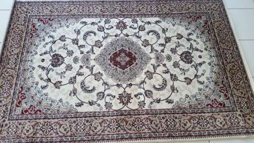 Beautiful , Vibrant , Modern , Excellent Quality Turkish Carpets