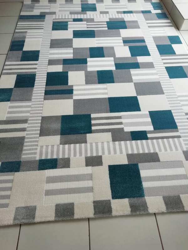 Beautiful , Vibrant , Modern , Excellent Quality Turkish Carpets