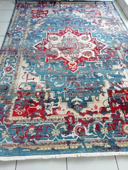 Beautiful , Vibrant , Modern , Excellent Quality Turkish Carpets