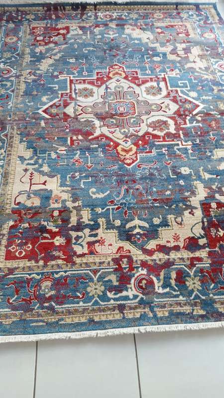 Beautiful , Vibrant , Modern , Excellent Quality Turkish Carpets