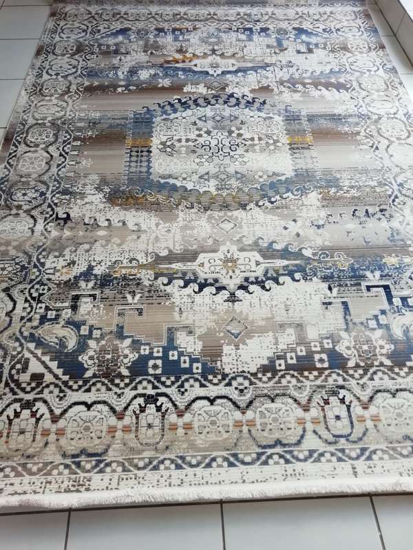 Beautiful , Vibrant , Modern , Excellent Quality Turkish Carpets