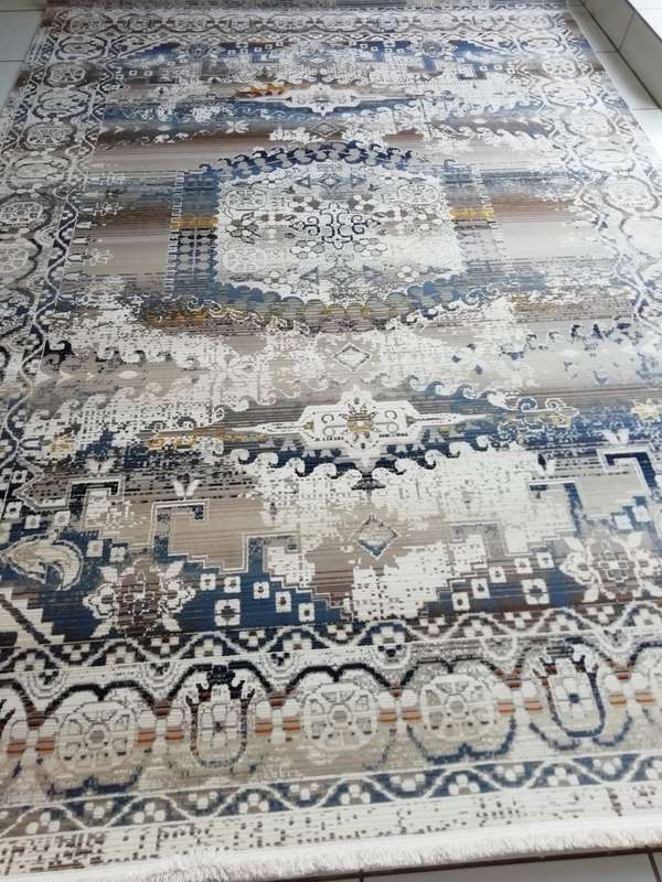Beautiful , Vibrant , Modern , Excellent Quality Turkish Carpets