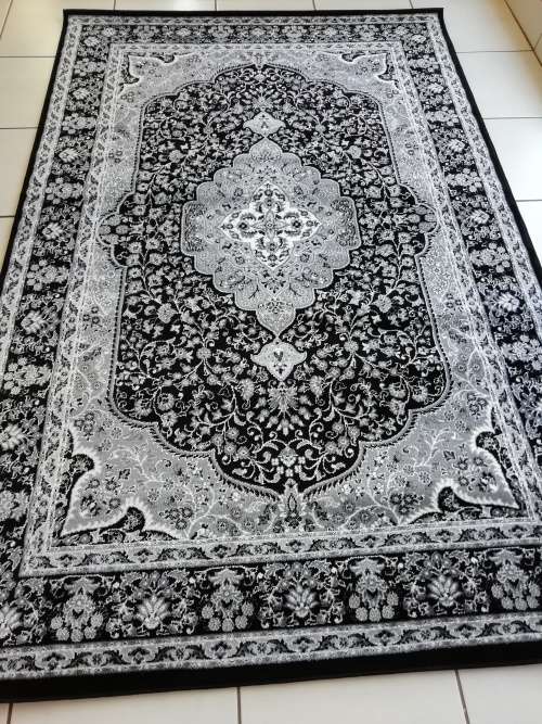 Beautiful , Vibrant , Modern , Excellent Quality Turkish Carpets