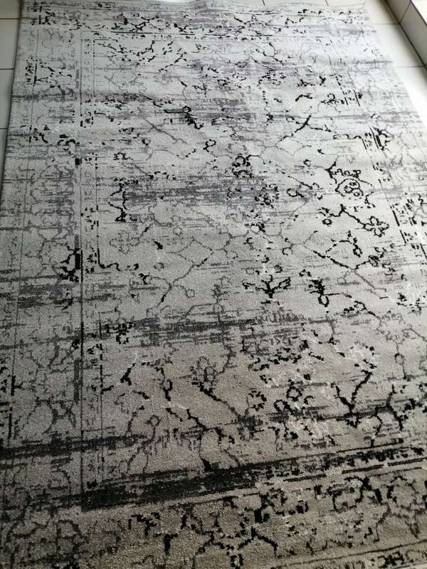 Beautiful , Vibrant , Modern , Excellent Quality Turkish Carpets