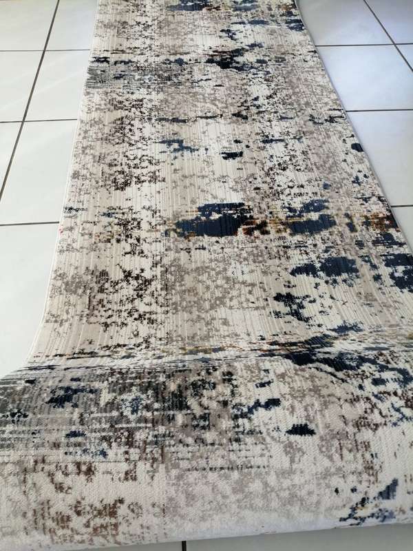 Beautiful , Vibrant , Modern , Excellent Quality Turkish Runner