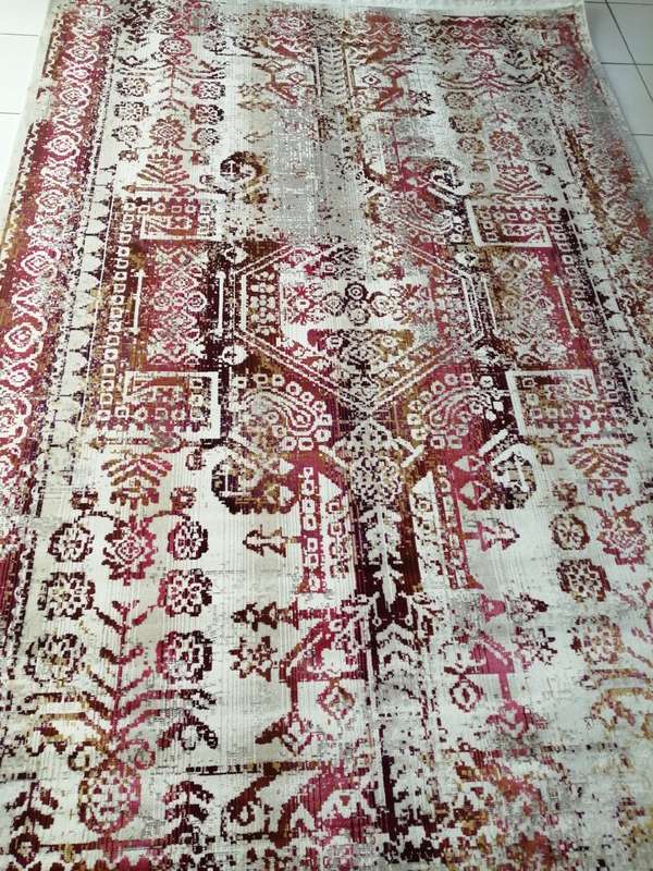 Beautiful , Vibrant , Modern , Excellent Quality Turkish Carpets