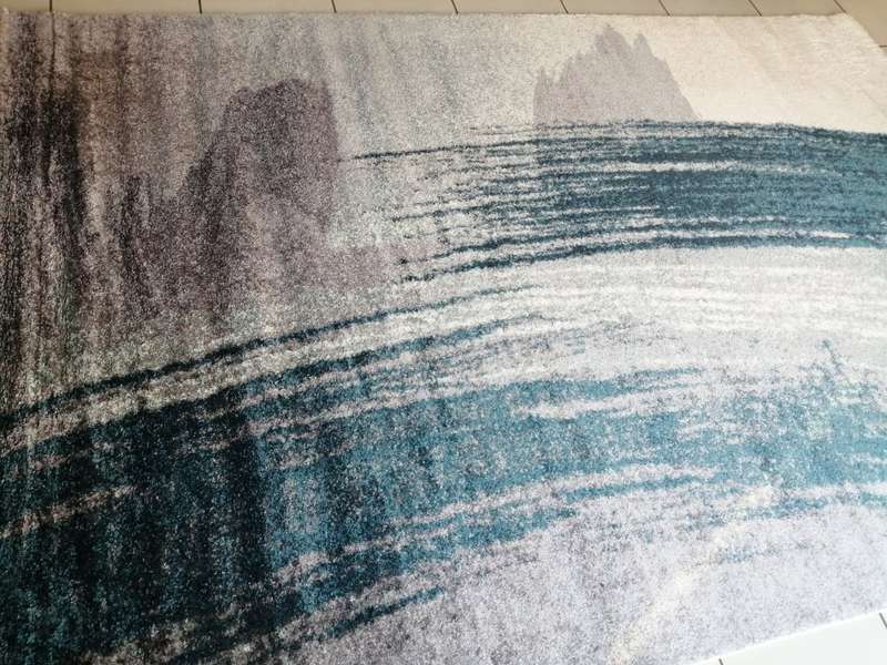 Vibrant , Modern , Excellent Quality Turkish Shaggy Rug