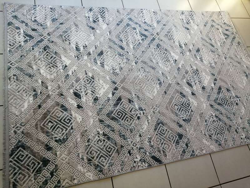WOW!! Non-Slip Modern Rugs - 6 Options Available