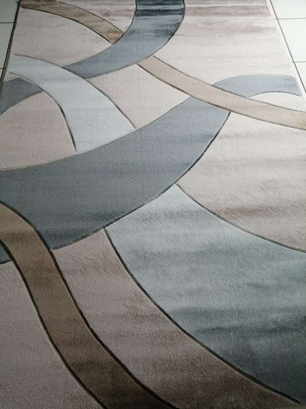 Beautiful , Vibrant , Modern Rugs