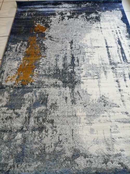 Beautiful Modern Rug