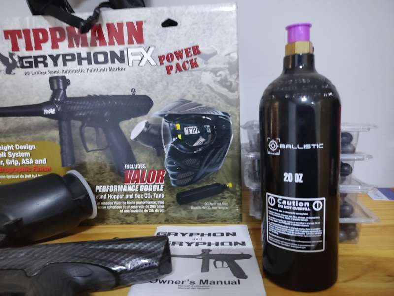 TIPPMANN GRYPHON FX POWERPACK PAINTBALL COMBO