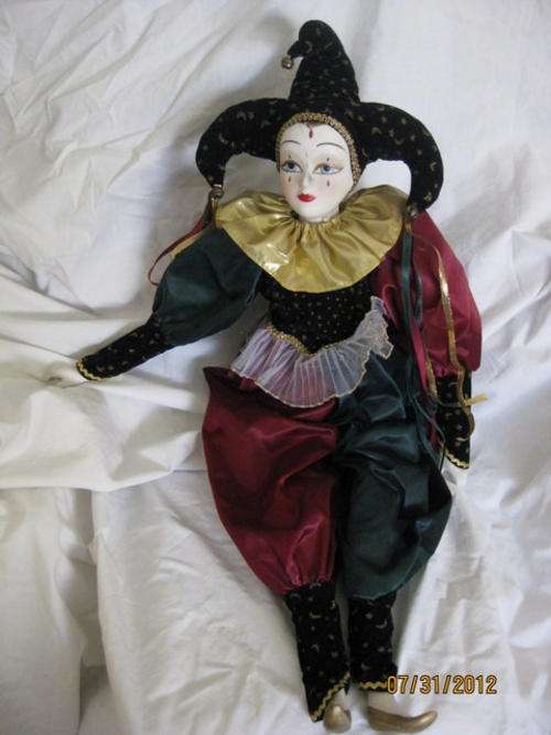 PORCELAIN DOLL \ COURT JESTER 58CM