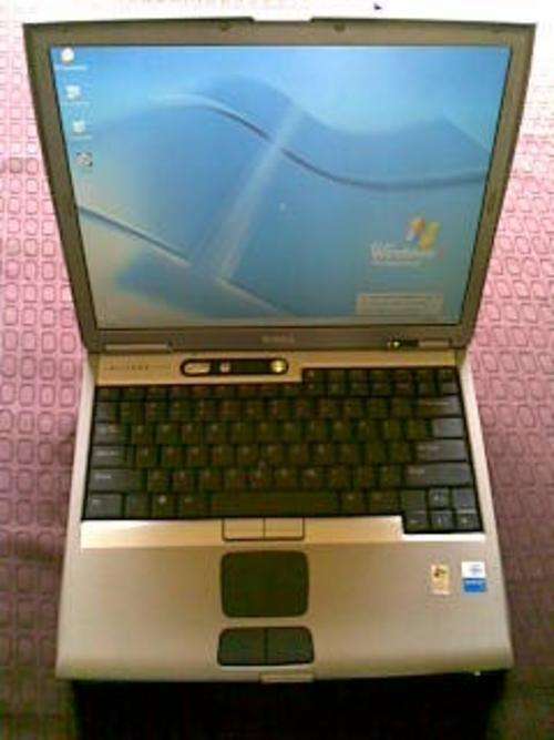 DELL D600 + FREE DELIVERY