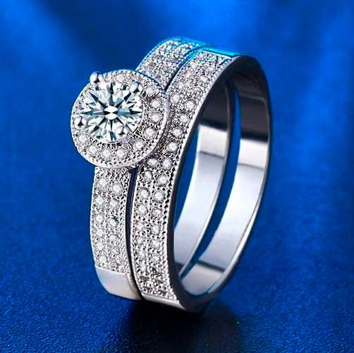 Astonishing 1.50 Carat Simulated Diamond Ring Set (Double Band). Size 9 / R3/4