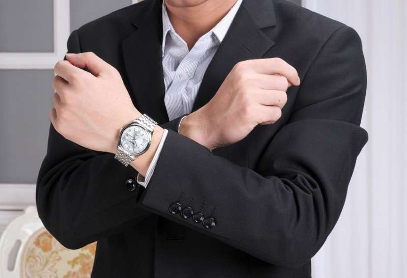 *** WWOOR *** MENS DAY/DATE STAINLESS STEEL WATCH