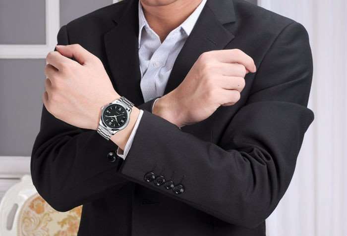 *** WWOOR *** MENS DATE STAINLESS STEEL WATCH | BOX INCLUDED!!!