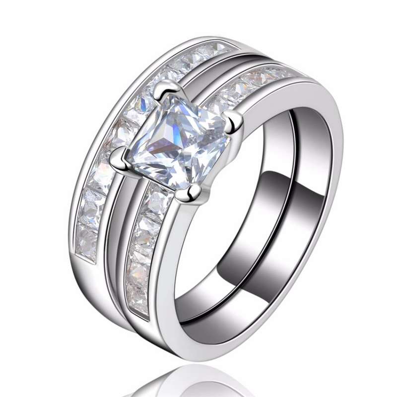 Stunning 2.25 Carat Princess Cut Simulated Diamond Ring Set (Double Band). Sizes Available : 7;8;9