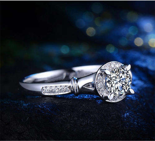Exquisite 1.30 Carat Simulated Diamond Ring. Size 7 / O !!! 3 ON AUCTION!!!