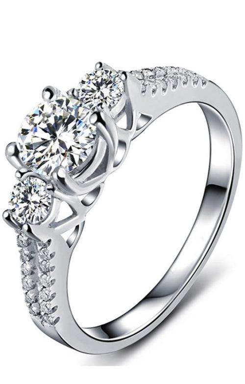 Astounding 1 Carat Simulated Diamond Engagement/Wedding Ring. Size 9 / R3/4 ! 5 ON AUCTION!!!