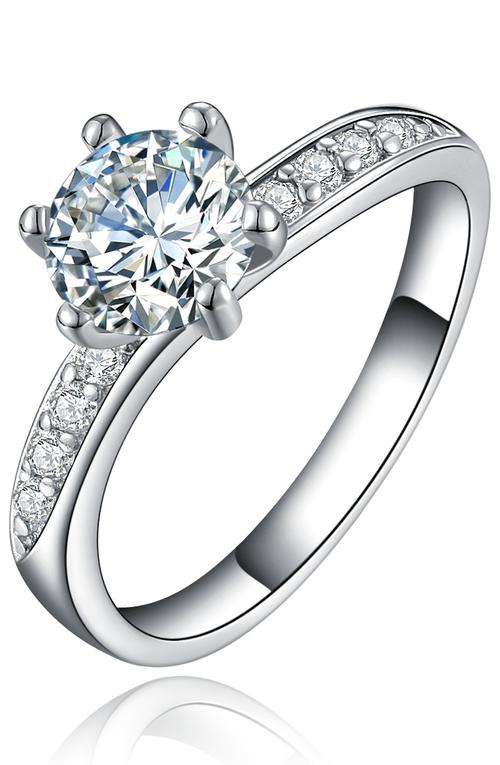Stunning 1.5 Carat Simulated Diamond Ring. Size 8 / Q ! 5 ON AUCTION!!!