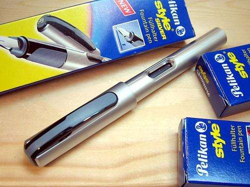 Pelikan Style P058 Fountain Pen
