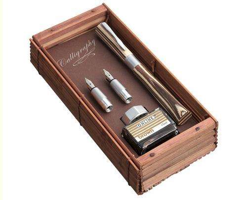 Online_Calligraphy_set_Wawa_wood_(3).jpg