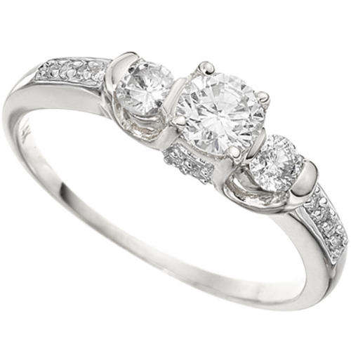 EXCELLENT WELL MADE 14KT WHITE GOLD DIAMOND ENGAGEMENT RING... NO RESERVE!!!!