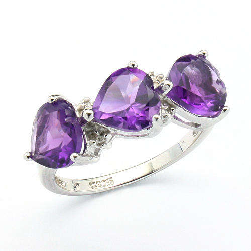 ROMANTIC 2.5CT 3PCS AMETHYST & 2 PCS WHITE DIAMOND IN 0.925 STERLING SILVER W/ PLATINUM RING SIZE 7