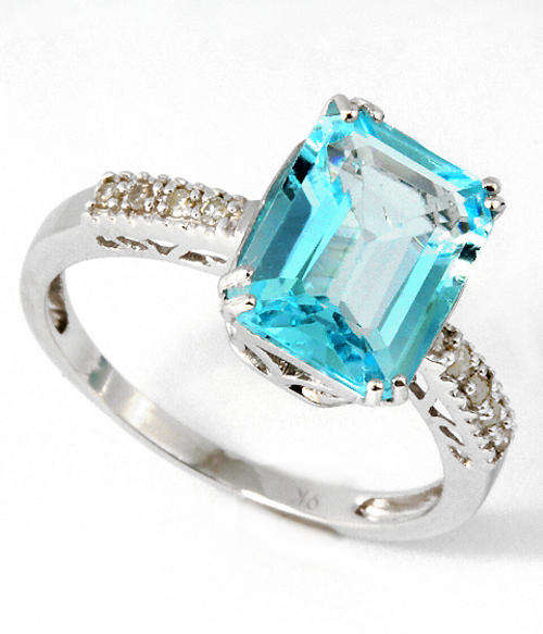 FINE SOLID 9KT WHITE GOLD BLUE TOPAZ AND DIAMOND RING NO RESERVE!!