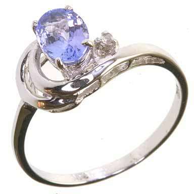 GORGEOUS SOLID 9KT WHITE GOLD OVAL CUT TANZANITE & DIAMOND RING
