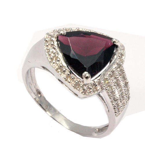 SOLID 9KT WHITE GOLD GENUINE GARNET AND DIAMOND RING