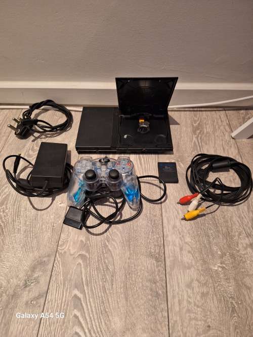 Playstation 2 Console (Faulty) With Controller , Memory Card And All Cables Up for Auction