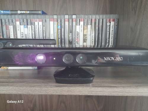 Kinect Sensor (XBOX 360) / XBOX 360 KINECT - NEXT BUSINESS DAY SHIPPING!