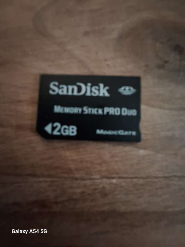 PSP SanDisk 2GB Memory Card / Playstation Portable 2GB Memory Card - NEXT BUSINESS DAY SHIPPING!