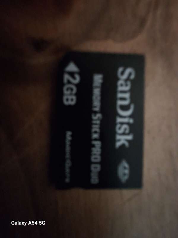 PSP SanDisk 2GB Memory Card / Playstation Portable 2GB Memory Card - NEXT BUSINESS DAY SHIPPING!