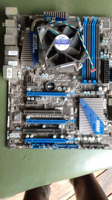 (DEAD)msi p67 GD80 ( B3 )