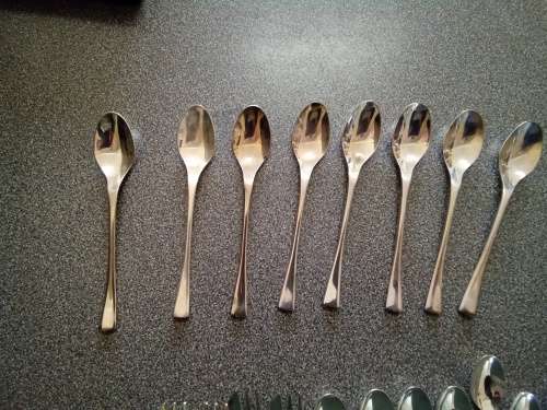 Set of Arthur Price, Country Plate Designer Silverware 8xteaspoons 8xdessert forks 7xcake spoons