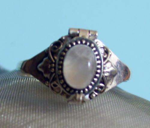 **Crazy R1 start** Bali Moonstone Prayer Ring set in sterling silver. USA Size no. 10