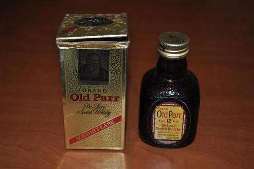 OLD PARR De Luxe Scotch Whisky Miniature - Aged 12 Years