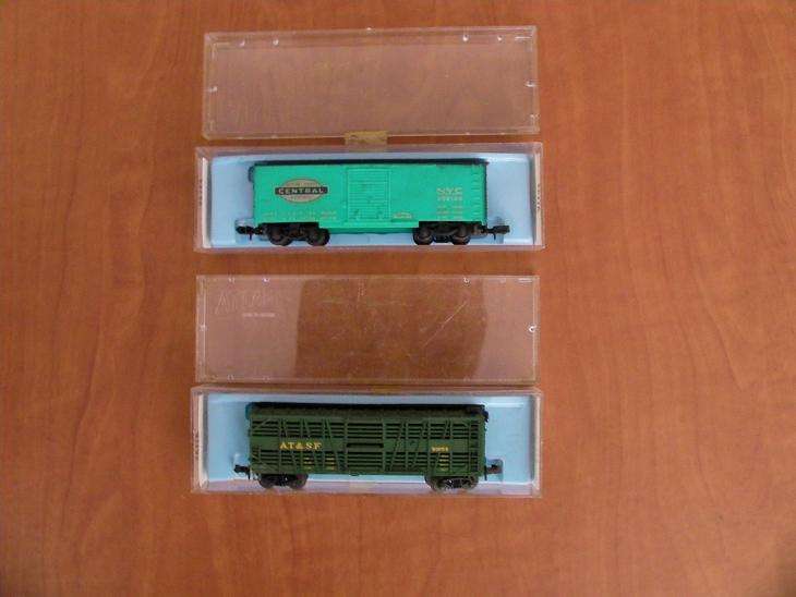 6 X Assorted N Gauge Wagons
