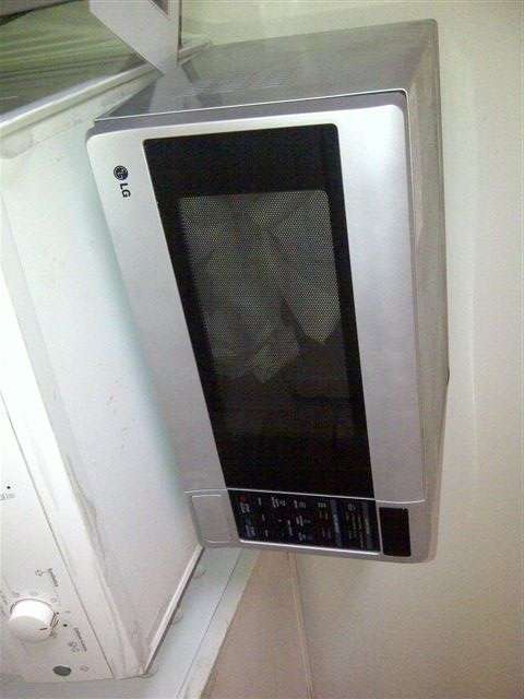 LG Microwave, almost new
