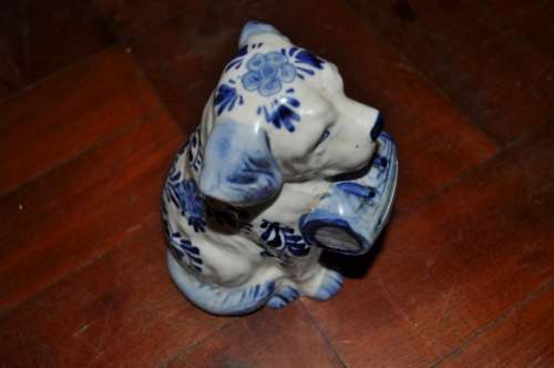 AWESOME DELFT MONEY BOX,DOG,HANDPAINTED