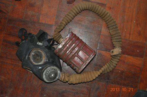 CRAZY START R1 !!!! BRITISH WW2 GAS MASK DATED 1941