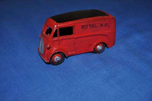 RARE!!! DINKY CAR!!!!