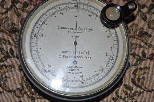 OLD BRITISH AIRCRAFT BAROMETER ANEROID