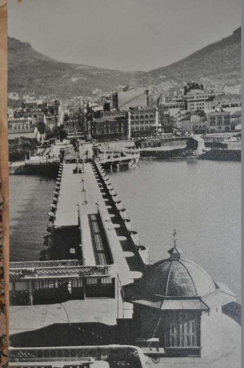 RARE OLD BIG PHOTOGRAPH OF CAPETOWN (CANVAS BASED)